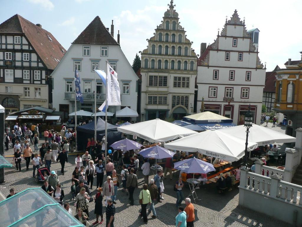 Stadt-Gut-Hotel Haus Germania Bad Salzuflen Exterior foto